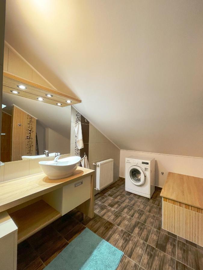 Pine&Chill2 Apartments Balatonalmadi Exterior photo